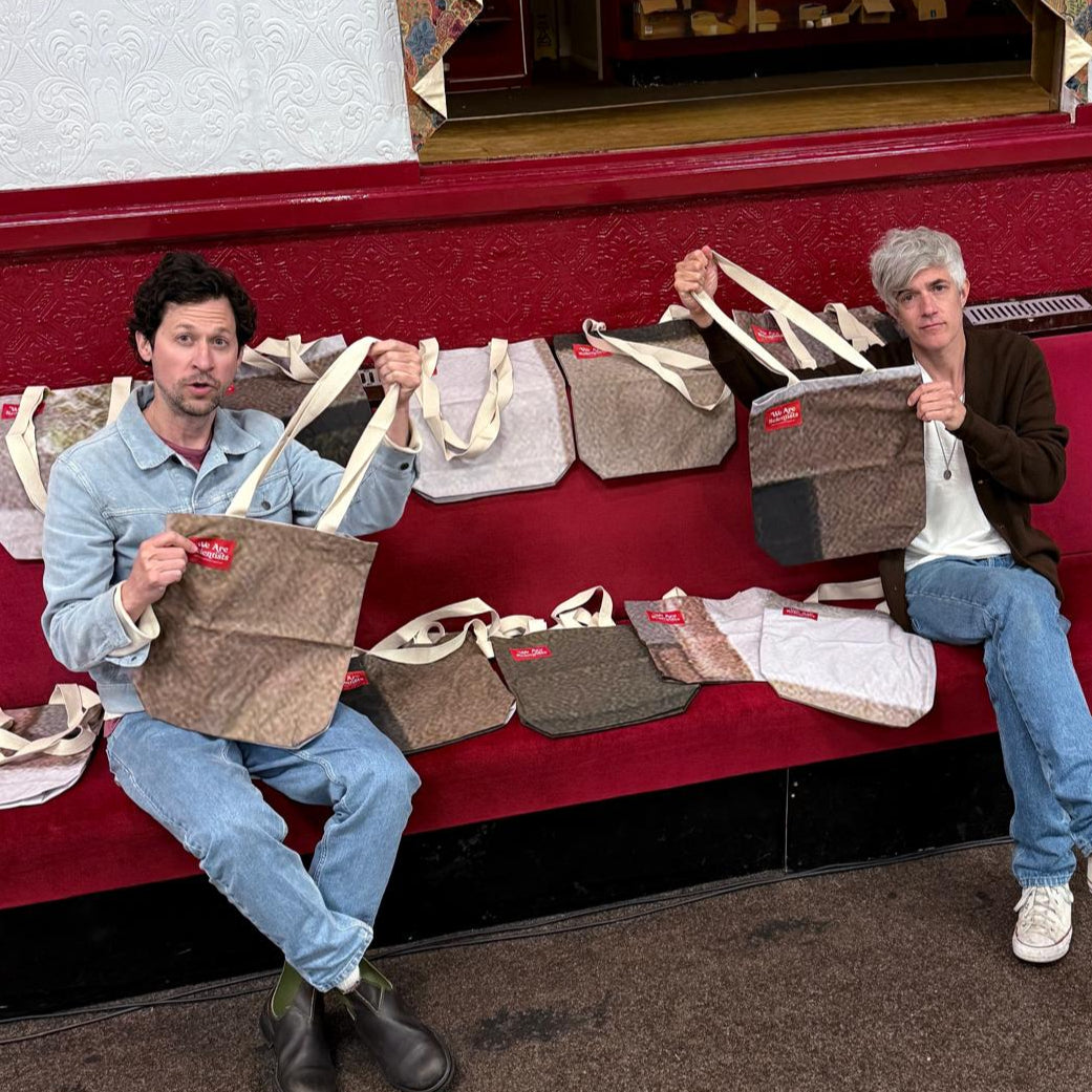 Upcycled TV en Français Backdrop - Tote Bag